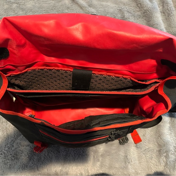 vintage timbuk2 bags TimBuk 2 Classic Messenger Bag – Internal organizer for pens Vintage Timbuk2 D-Lux Laptop Racing